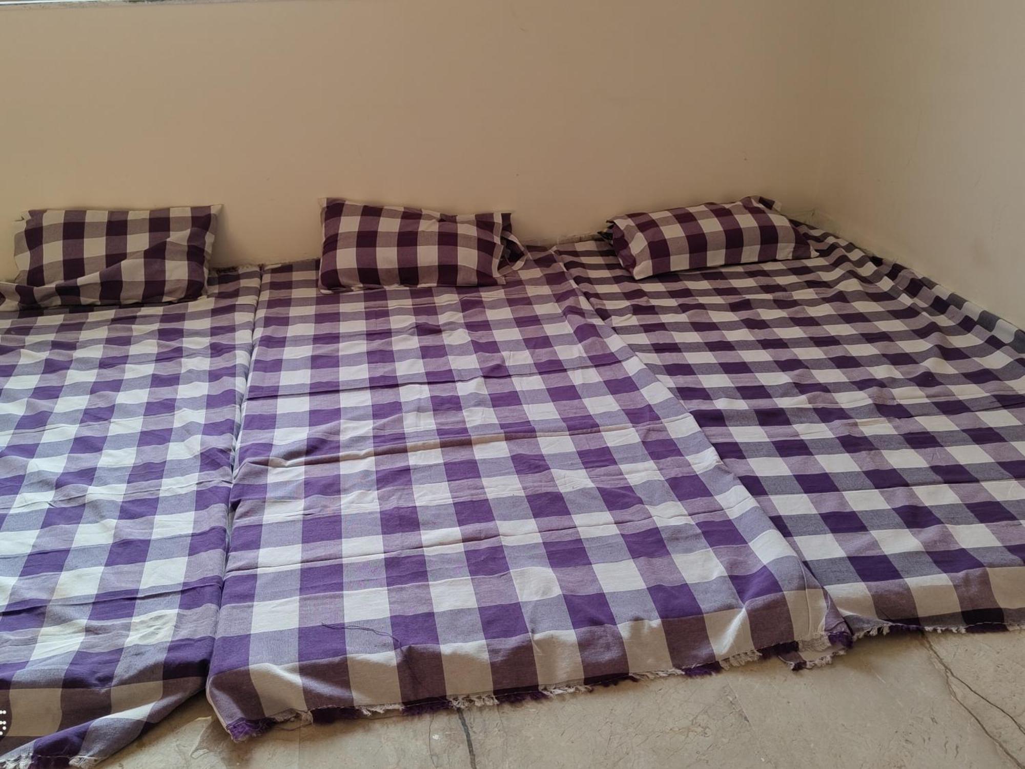 Aadishkti Bhakt Nivas Hotel Tuljapur Room photo